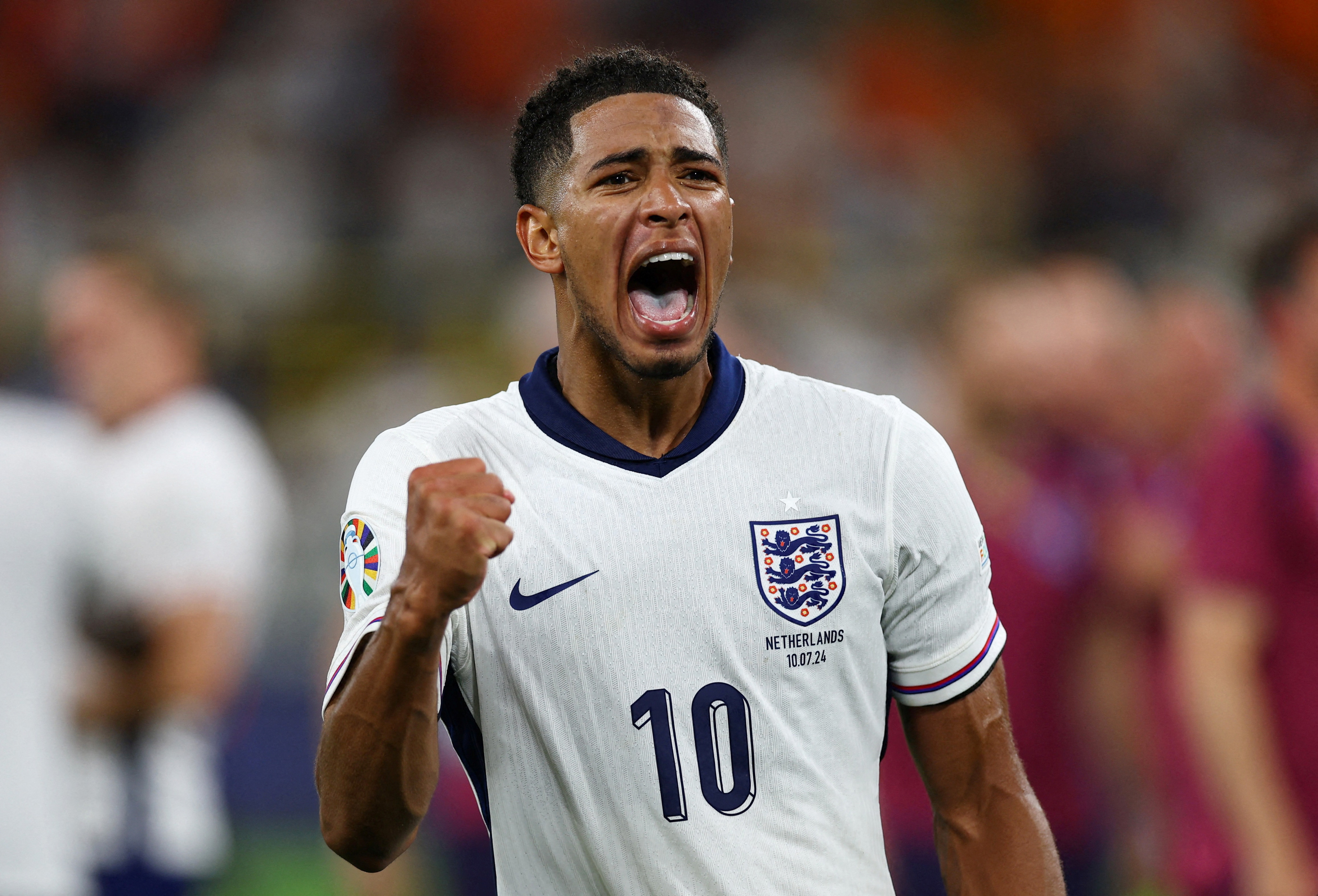 Jude Bellingham celebrates England's victory at Euro 2024