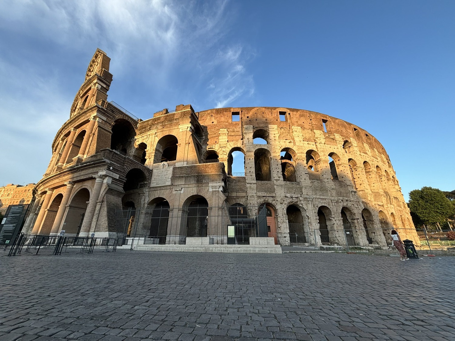 Colosseum in Rome, easily accessible from Hilton Rome EUR La Lama via Metro Line B