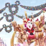 Mickey's Dazzling Christmas Parade Disneyland Paris